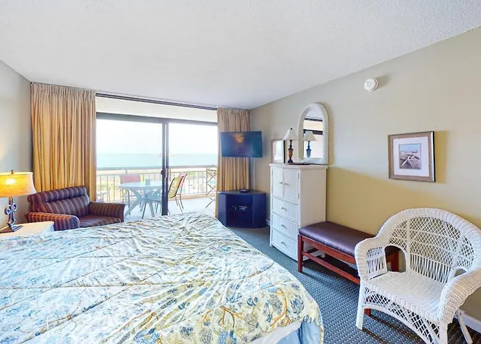 In An Oceanfront Building With Balcony Ac Wifi & Shared Pool & Tennis